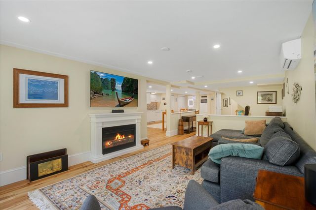 11 Stratford Ridge UNIT 11, Mashpee, MA 02649