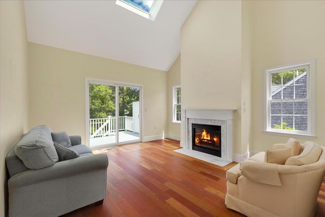 11 Stratford Ridge UNIT 11, Mashpee, MA 02649