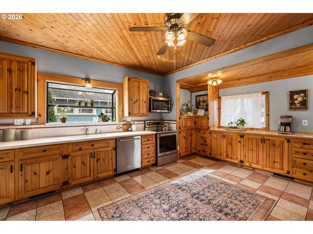 2845 Ne 55TH Ave, Portland, OR 97213