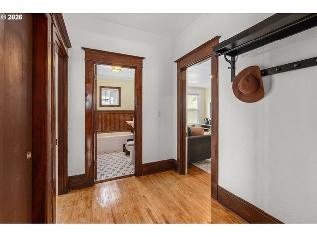 2845 Ne 55TH Ave, Portland, OR 97213