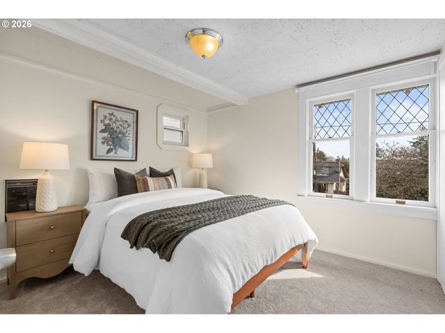 2845 Ne 55TH Ave, Portland, OR 97213