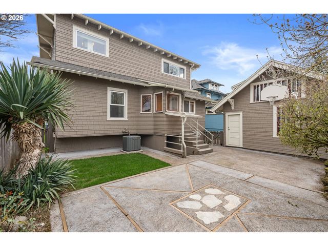 2845 Ne 55TH Ave, Portland, OR 97213