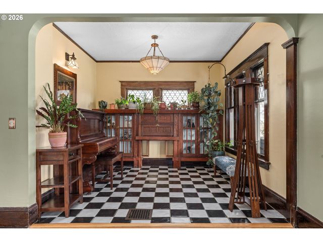 2845 Ne 55TH Ave, Portland, OR 97213