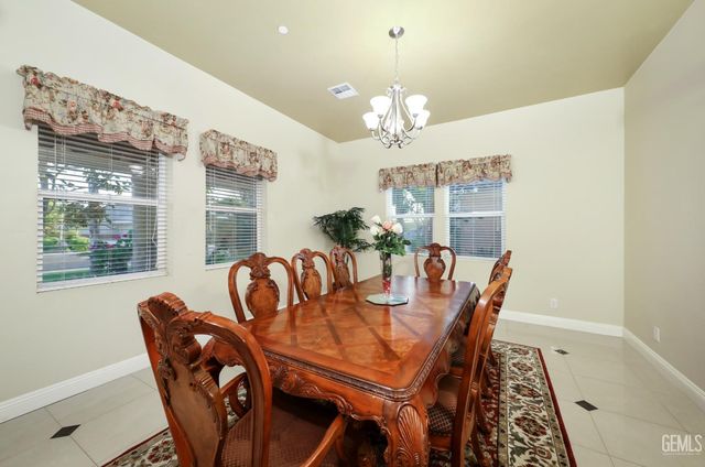 14854 Tribute Way, Bakersfield, CA 93314