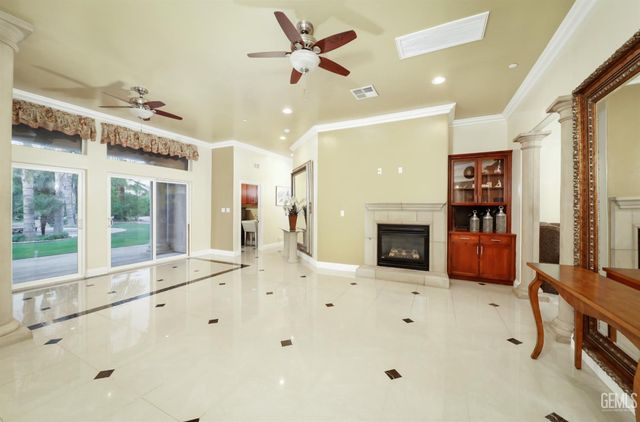 14854 Tribute Way, Bakersfield, CA 93314