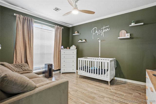 1761 Holly Avenue, Sand Springs, OK 74063