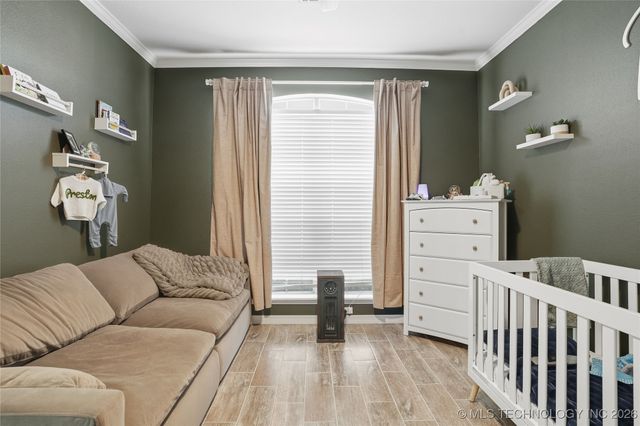 1761 Holly Avenue, Sand Springs, OK 74063