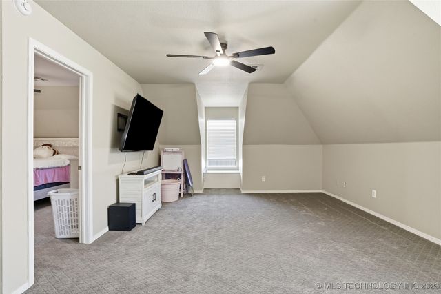 1761 Holly Avenue, Sand Springs, OK 74063