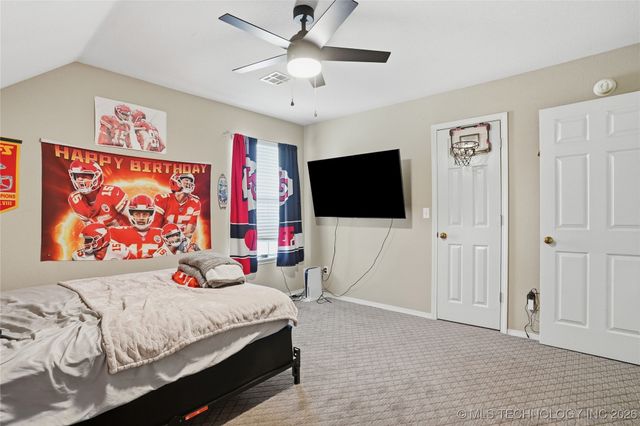 1761 Holly Avenue, Sand Springs, OK 74063