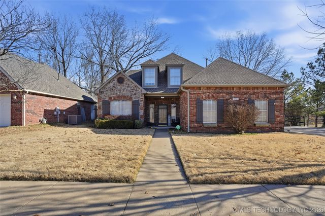 1761 Holly Avenue, Sand Springs, OK 74063