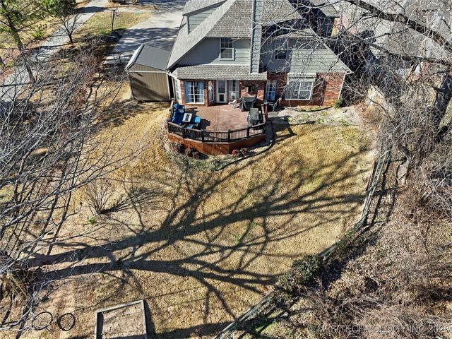 1761 Holly Avenue, Sand Springs, OK 74063