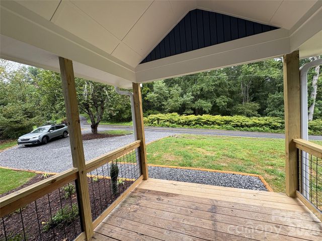 1175 Kilpatrick Road, Hendersonville, NC 28739