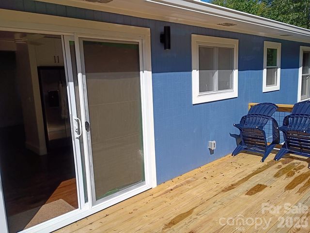 1175 Kilpatrick Road, Hendersonville, NC 28739