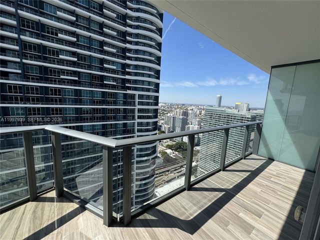 1300 S Miami Ave 4007, Miami, FL 33130