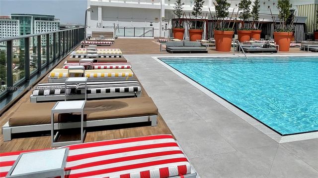 1300 S Miami Ave 4007, Miami, FL 33130