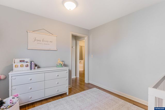 1895 20th St NE, Salem, OR 97301