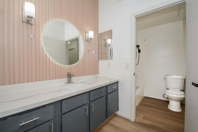 9809 Richmond Avenue H10, Houston, TX 77042