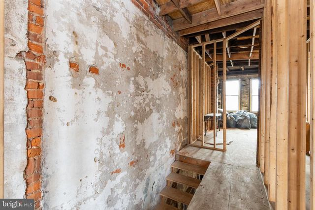 2068 W GLENWOOD AVE, Philadelphia, PA 19132