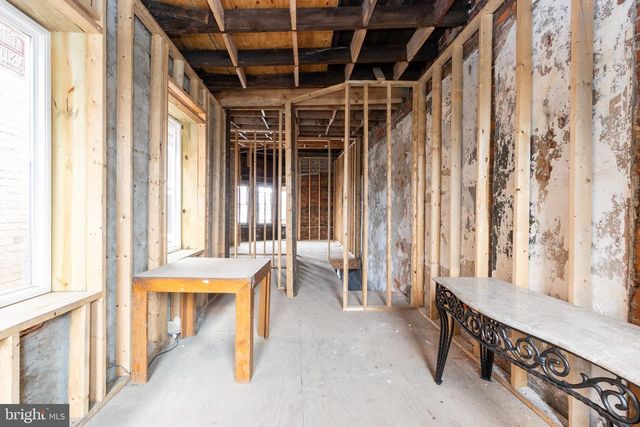 2068 W GLENWOOD AVE, Philadelphia, PA 19132