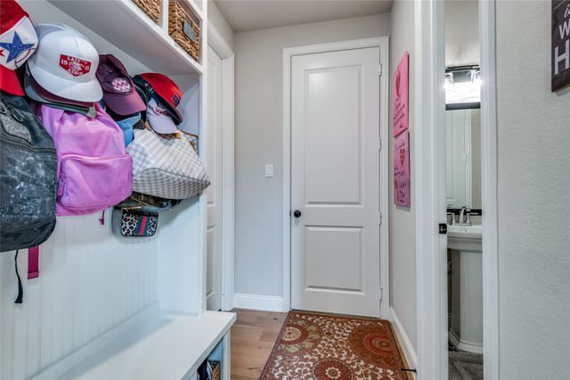 1502 Wild Indigo Drive, Mansfield, TX 76063