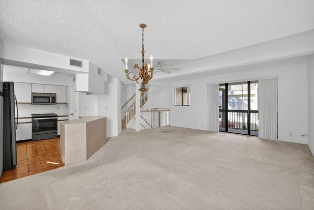 1401 NE 9th Street 55, Fort Lauderdale, FL 33304