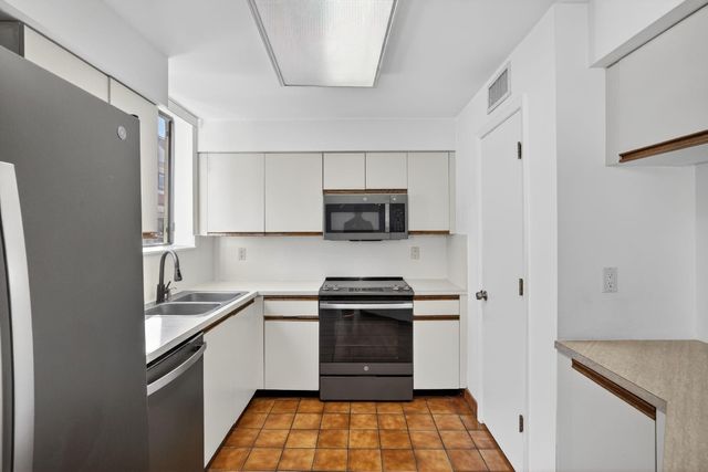 1401 NE 9th Street 55, Fort Lauderdale, FL 33304