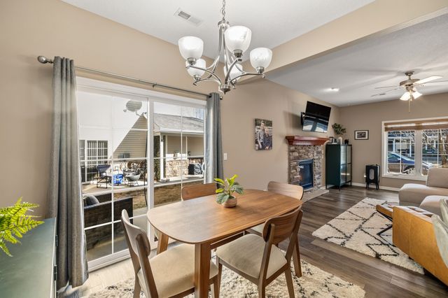 2770 NW 154th Court, Clive, IA 50325