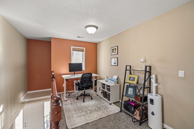 2770 NW 154th Court, Clive, IA 50325