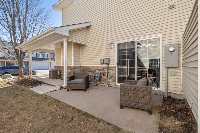 2770 NW 154th Court, Clive, IA 50325