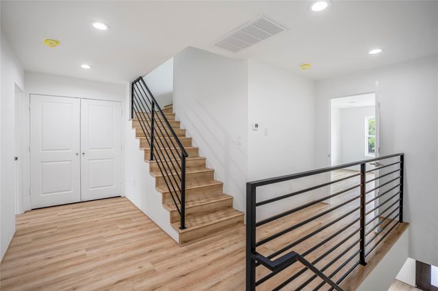 15000 S Richmond Street 3, Houston, TX 77082