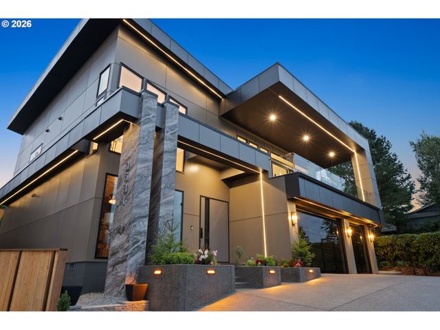 3581 V St, Washougal, WA 98671