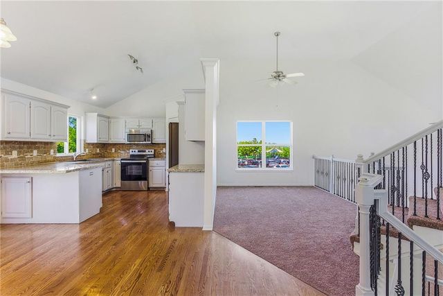 622 Johnston Parkway, Raymore, MO 64083