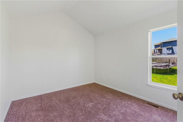 622 Johnston Parkway, Raymore, MO 64083