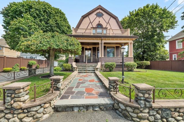 14 Lafayette St, Waltham, MA 02453