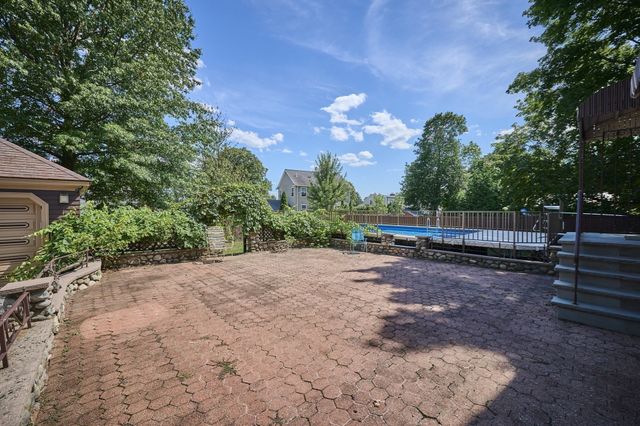 14 Lafayette St, Waltham, MA 02453