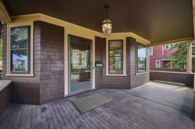 14 Lafayette St, Waltham, MA 02453