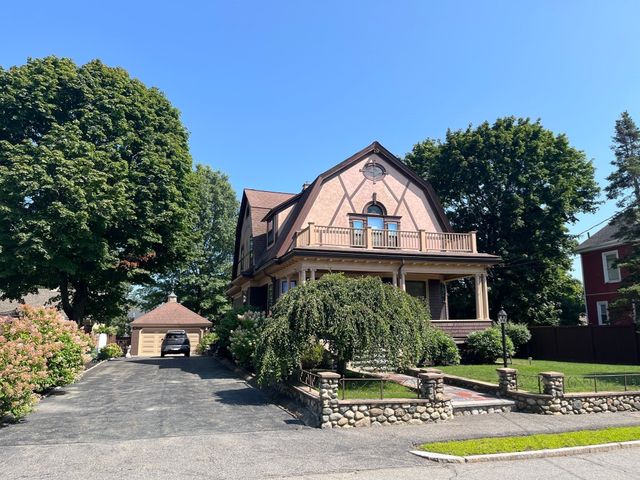 14 Lafayette St, Waltham, MA 02453