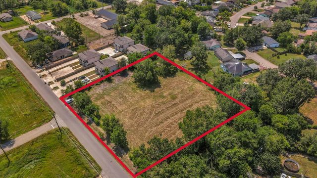 7920 Jutland Road, Houston, TX 77033