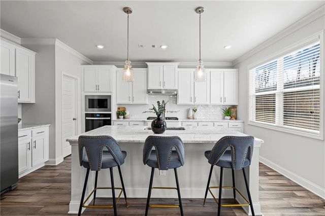 6137 Black Pear Lane, Gainesville, GA 30506