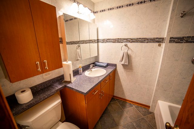 10804 S Ridgeway Avenue, Chicago, IL 60655