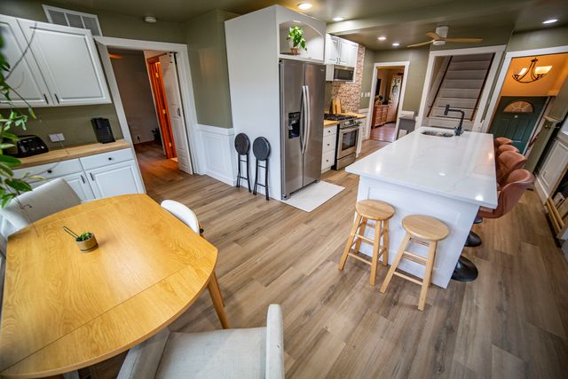 10804 S Ridgeway Avenue, Chicago, IL 60655