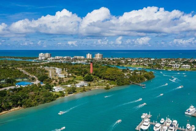 1852 Jeaga Drive, Jupiter, FL 33458
