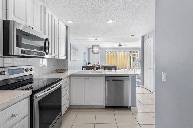 1852 Jeaga Drive, Jupiter, FL 33458