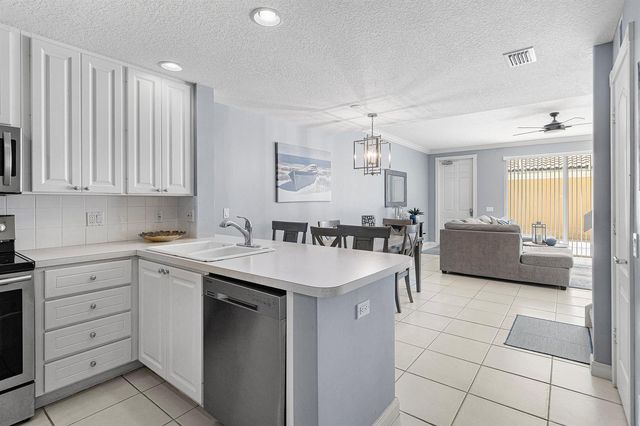 1852 Jeaga Drive, Jupiter, FL 33458