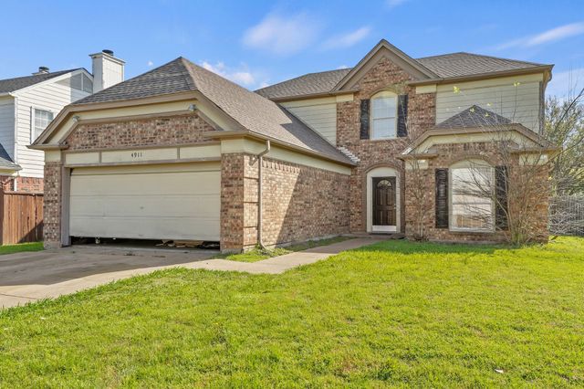 4911 Hibiscus Drive, Arlington, TX 76018