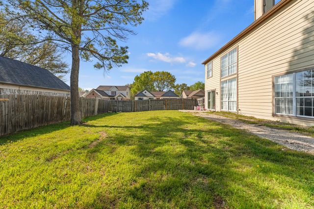 4911 Hibiscus Drive, Arlington, TX 76018