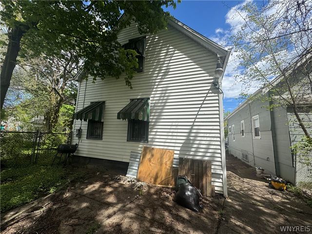 282 Stevens Avenue, Buffalo, NY 14215