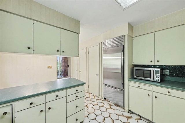 15 Cambria Court, Pawtucket, RI 02860