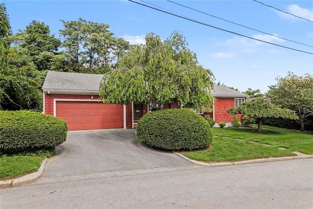 15 Cambria Court, Pawtucket, RI 02860