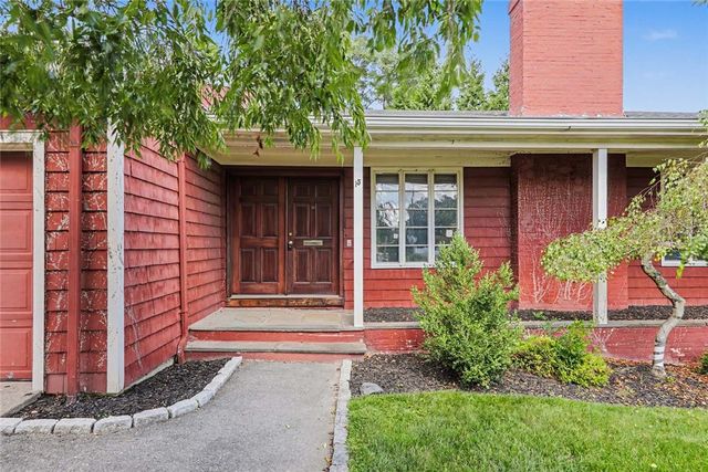 15 Cambria Court, Pawtucket, RI 02860
